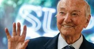 La scienza piange il suo Maestro La scienza piange il suo Maestro