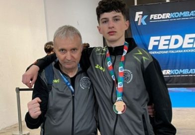Kickboxing: Valerio Sinarezi brilla ai campionati italiani di Jesolo